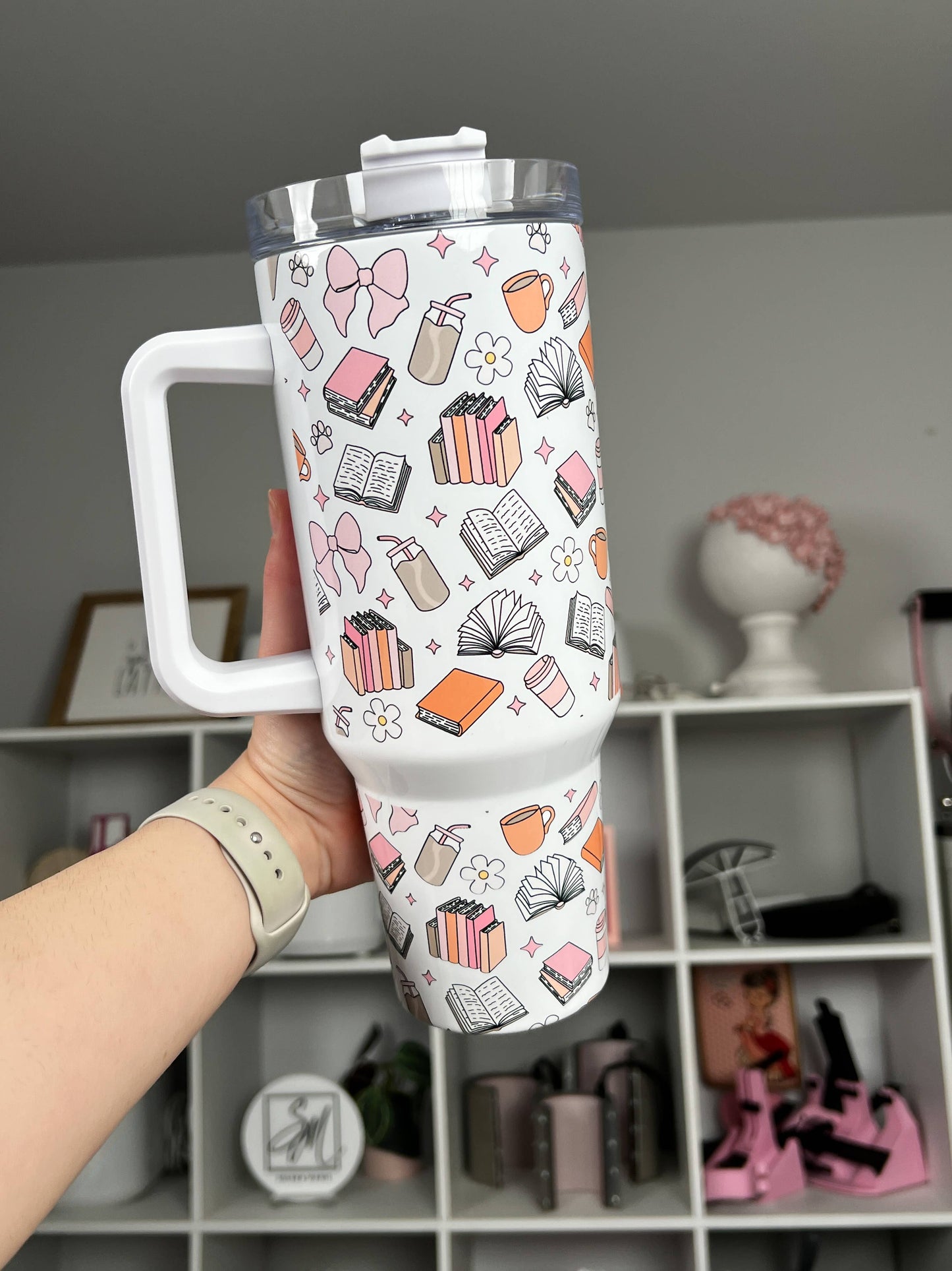 Bookish Vibes 40oz Tumbler Quencher