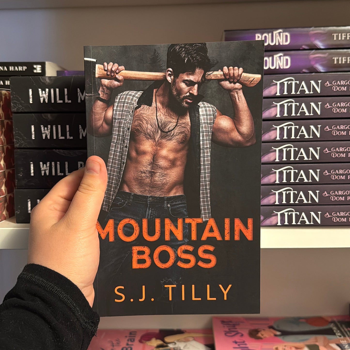 Mountain Boss by S.J Tilly