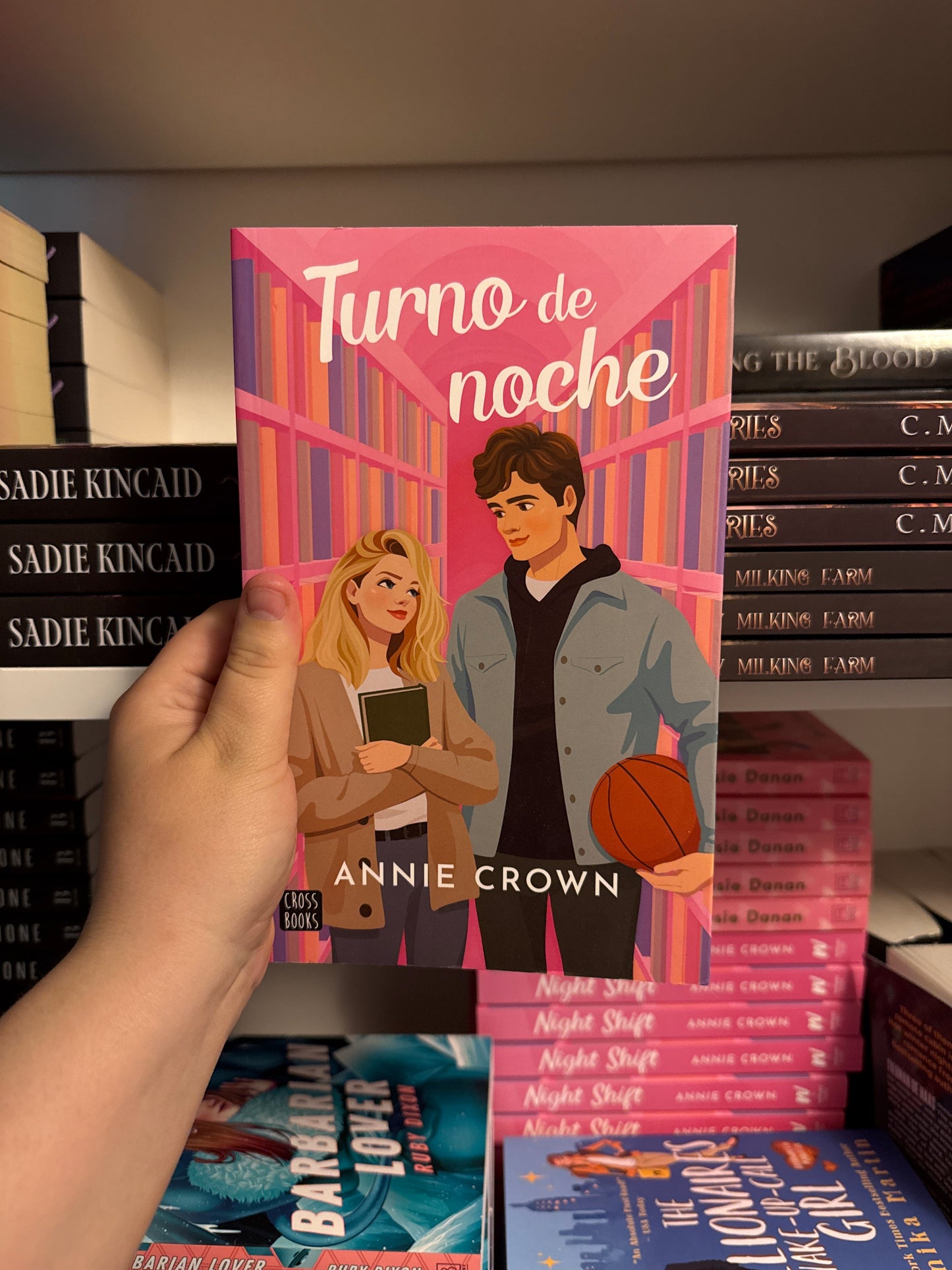 Spanish: Night Shift by Annie Crown